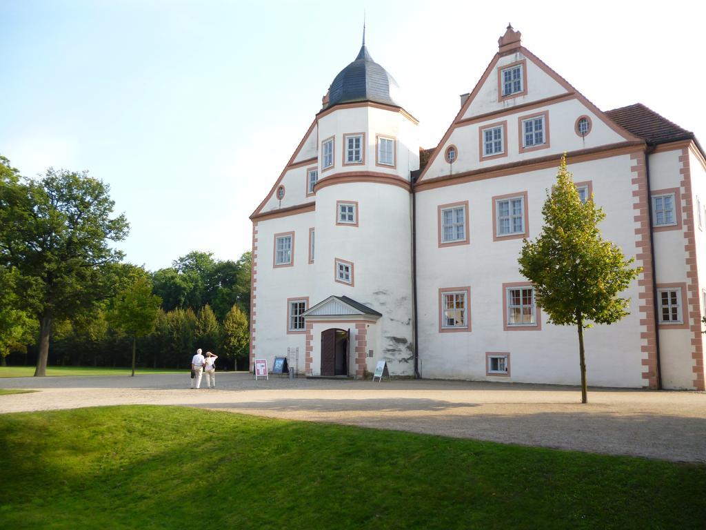 Hotel Brandenburg Кеніґс-Вустергаузен Екстер'єр фото